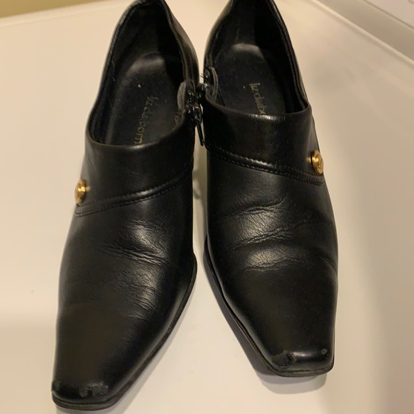 Leather ankle bootie - Picture 4 of 4